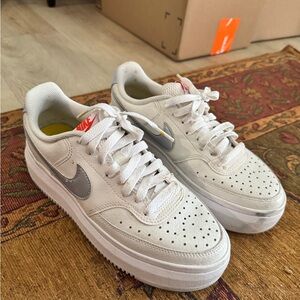 Nike Air Force 1 Low Sneakers White Gray Blue – Women’s Size 8